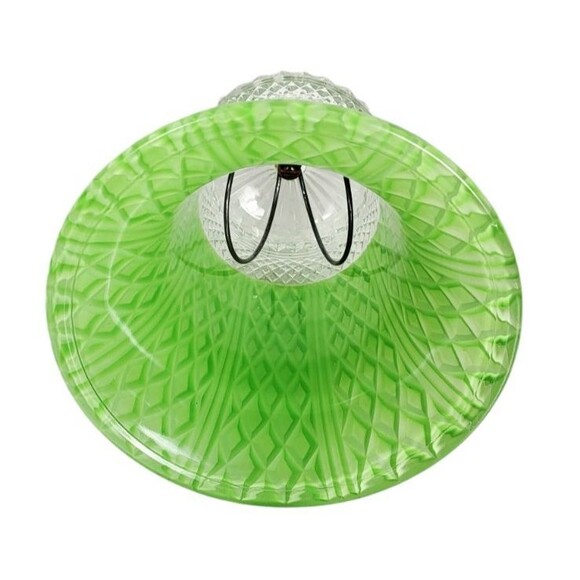 Vintage 30s Art Deco MCM Green Frosted Diamond Cut Glass Clip-On Bell Lampshade - Picture 6 of 9